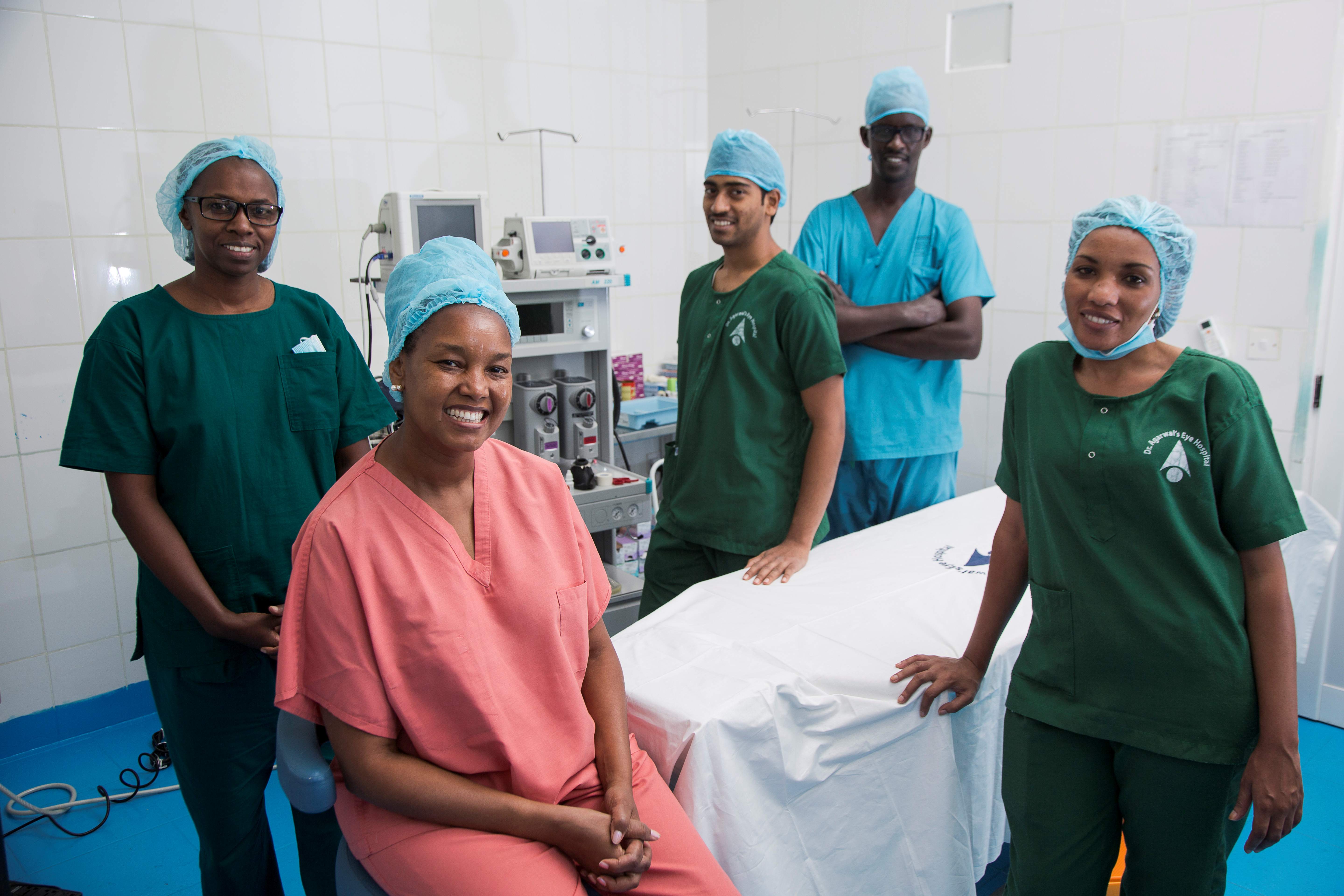 Dr Ciku and surgical team in Kilgali, Kenya