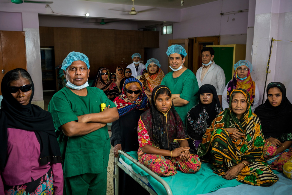 Eye health is inseparable from the circumstances people live in. As hundreds of thousands of Rohingya refugees arrived in Bangladesh, access to essential health services, including eye care, became another urgent need and The Foundation responded.