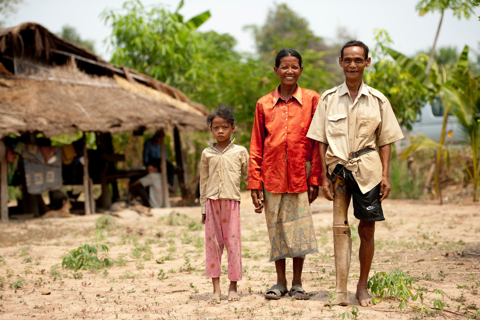 Farmer Hen Vin lost his leg to a Khmer Rouge land mine. After being screened in his village, he travelled 40 kilometres to a Foundation-supported eye unit for cataract surgery.