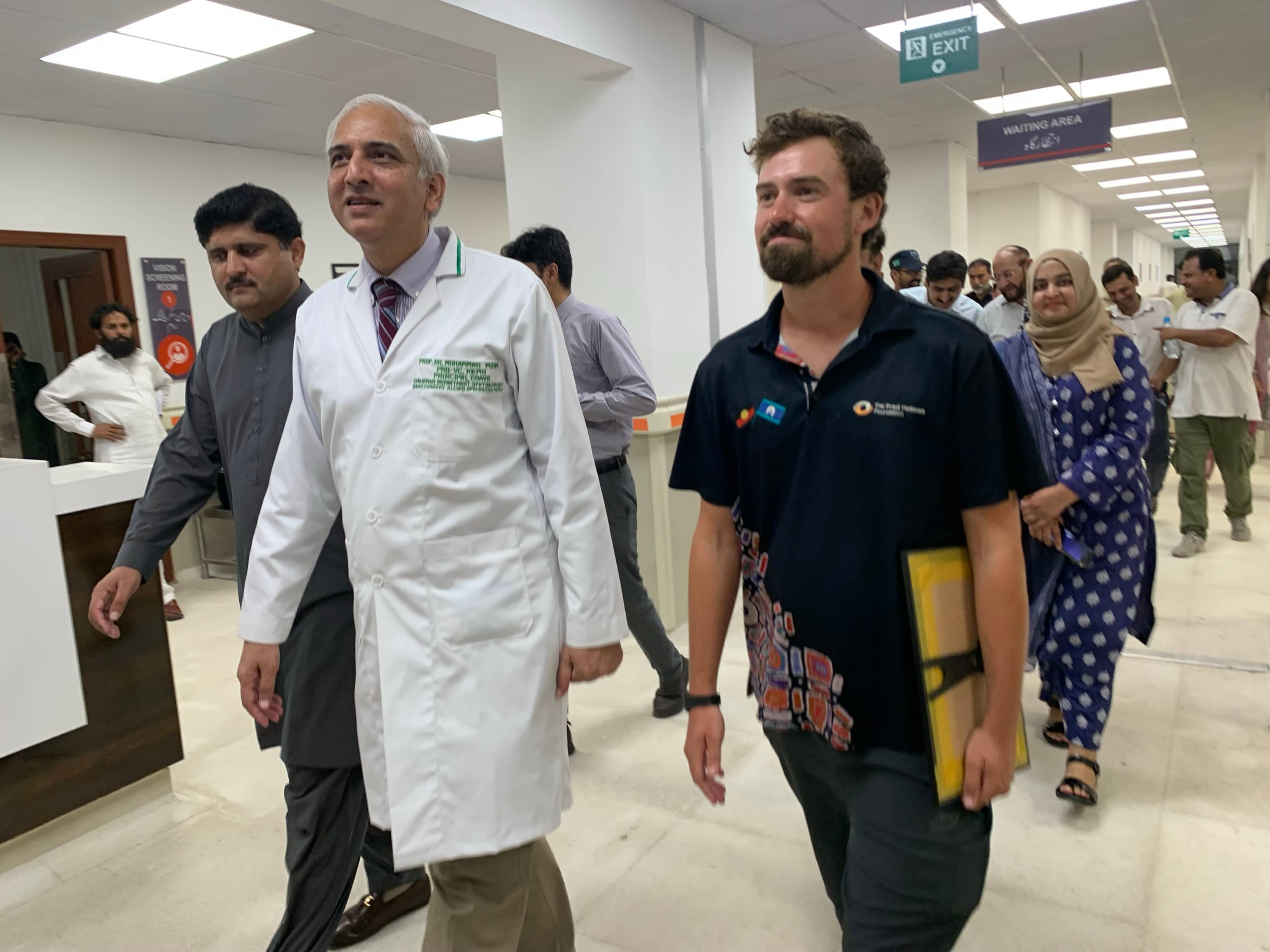 In 2024, Zan visited the College of Ophthalmology and Allied Vision Sciences in Lahore, meeting with Principal Prof Dr M Moin and staff to learn more about the partnership with The Fred Hollows Foundation and its work restoring sight in Pakistan.