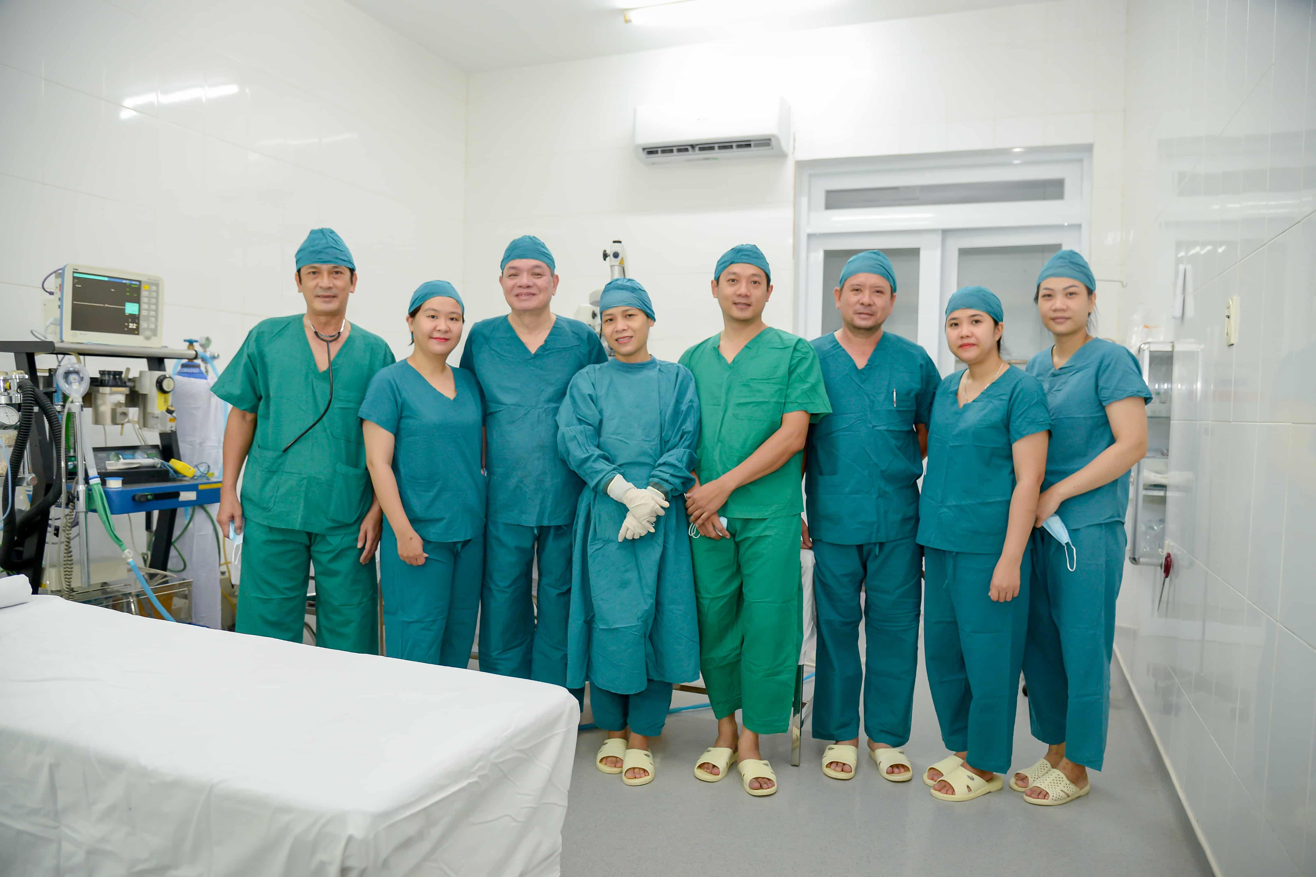Doctors at Phu Yen Hospital 