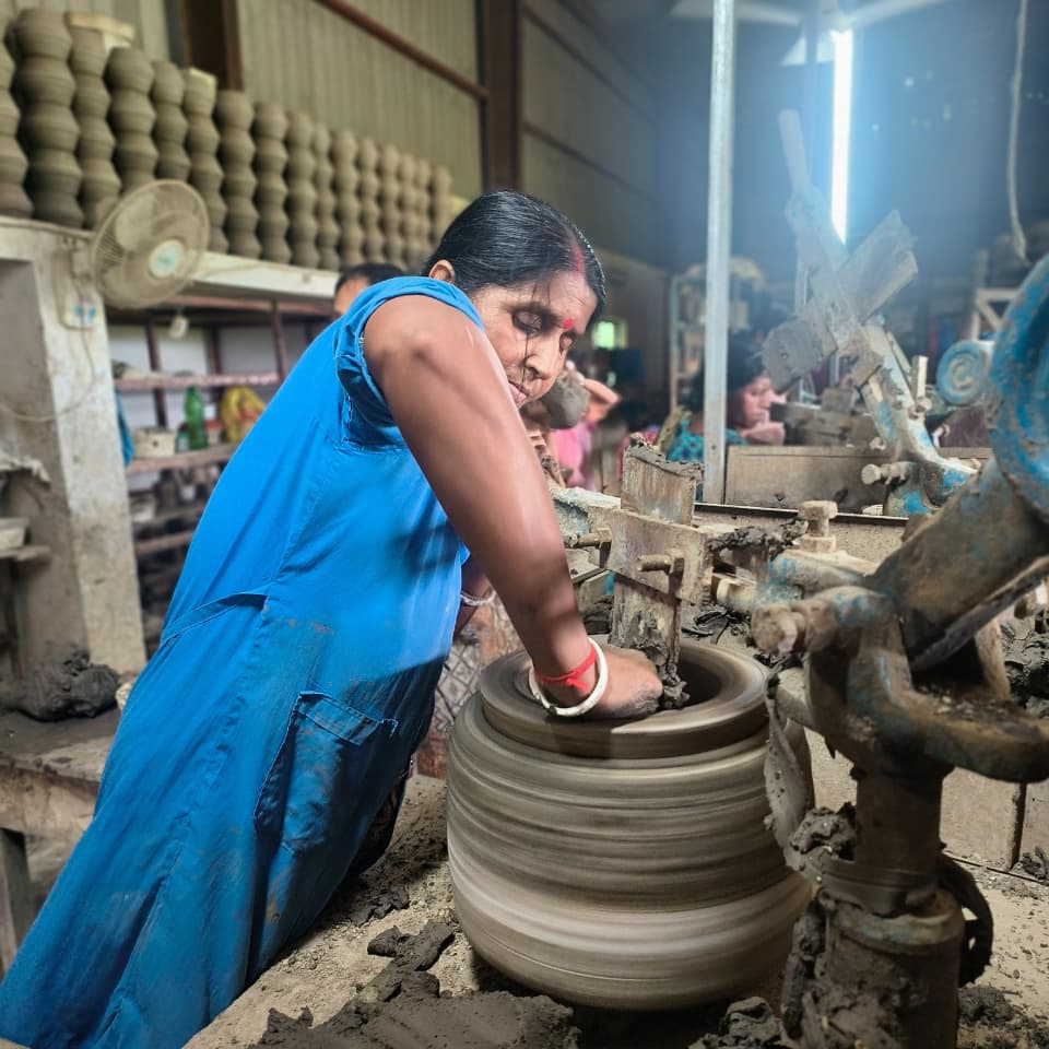 bangladesh-2025_potters-at-ork_960x960px.jpg