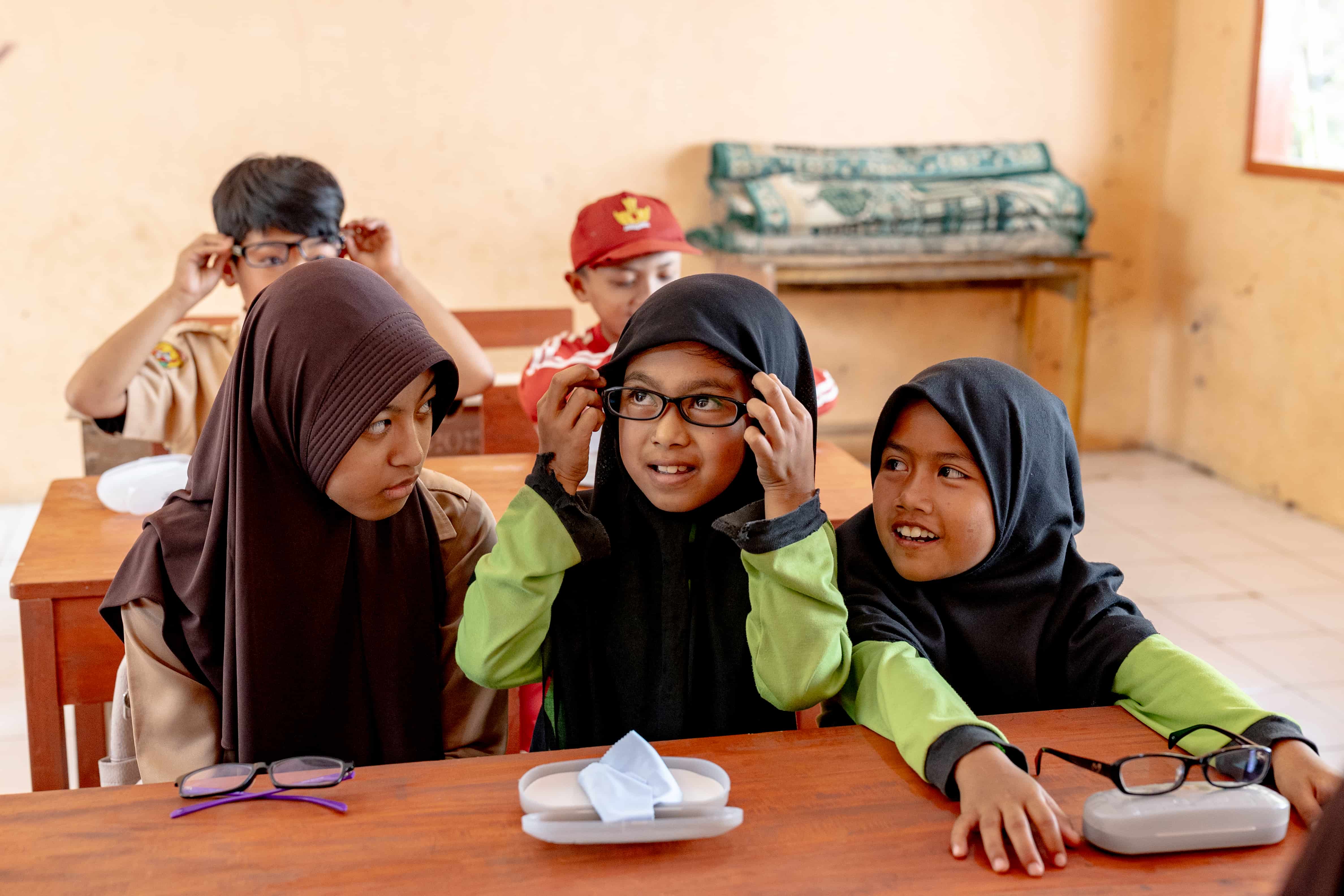 indonesia-2025_students_tboung-khmum_4753x3169px.jpg