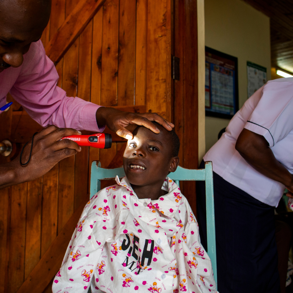 kenya-2021_david-torch_960x960px.png
