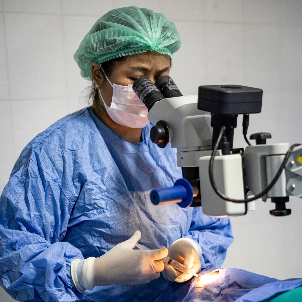 laos-2024_lien-eye-care-dr-senglar_960x960px.png