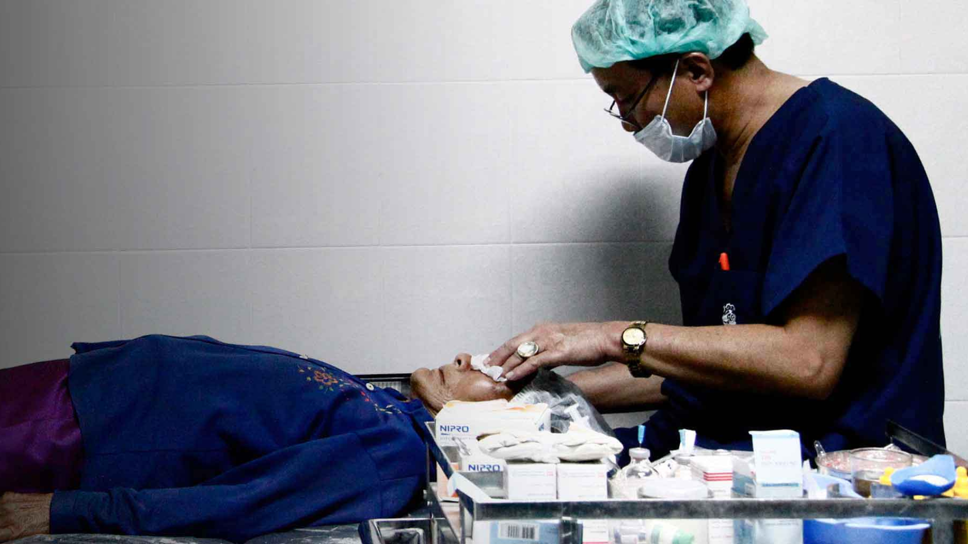 Laos-operation_her-banner_diabetic-retinopathy_1920x1080px.png