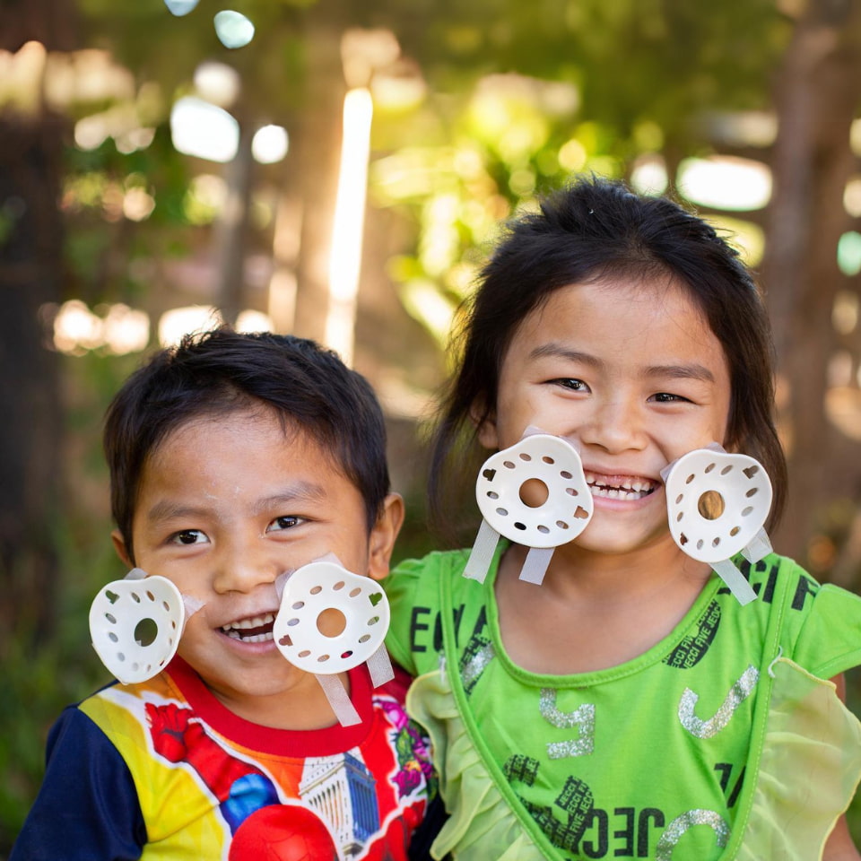 Laos-shoua-blong-mobile-banner-960x960_v3.jpg
