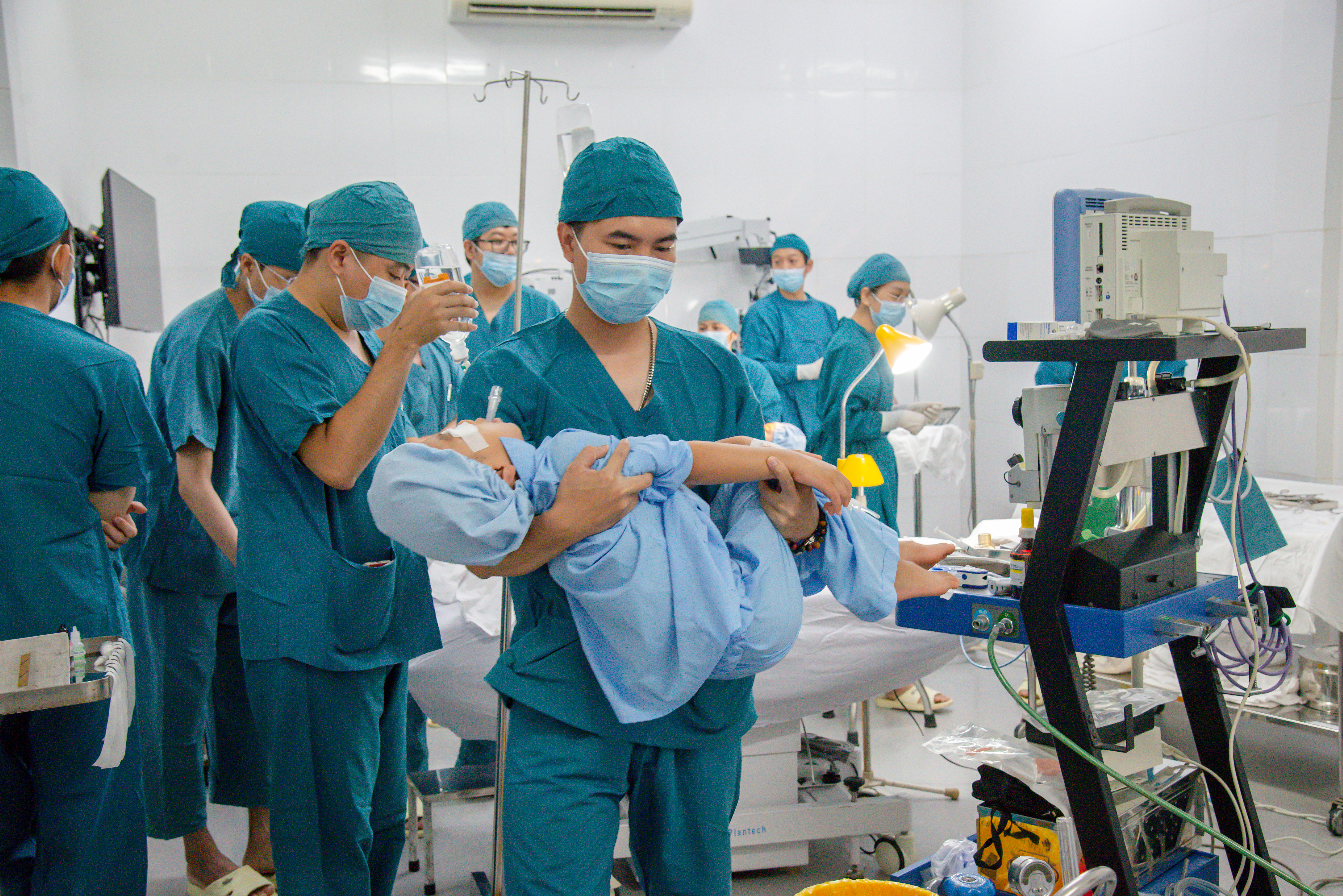 vietnam-2026_phu-yen-hospital_children-eye-program_6016x4086px (2).jpg