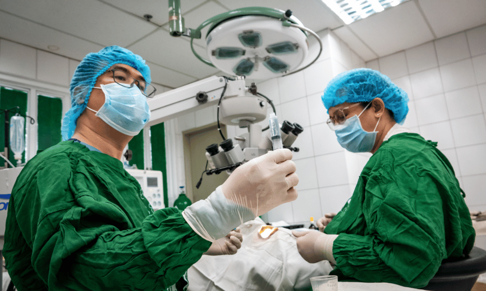 HK_cataract_blog_image (3).png